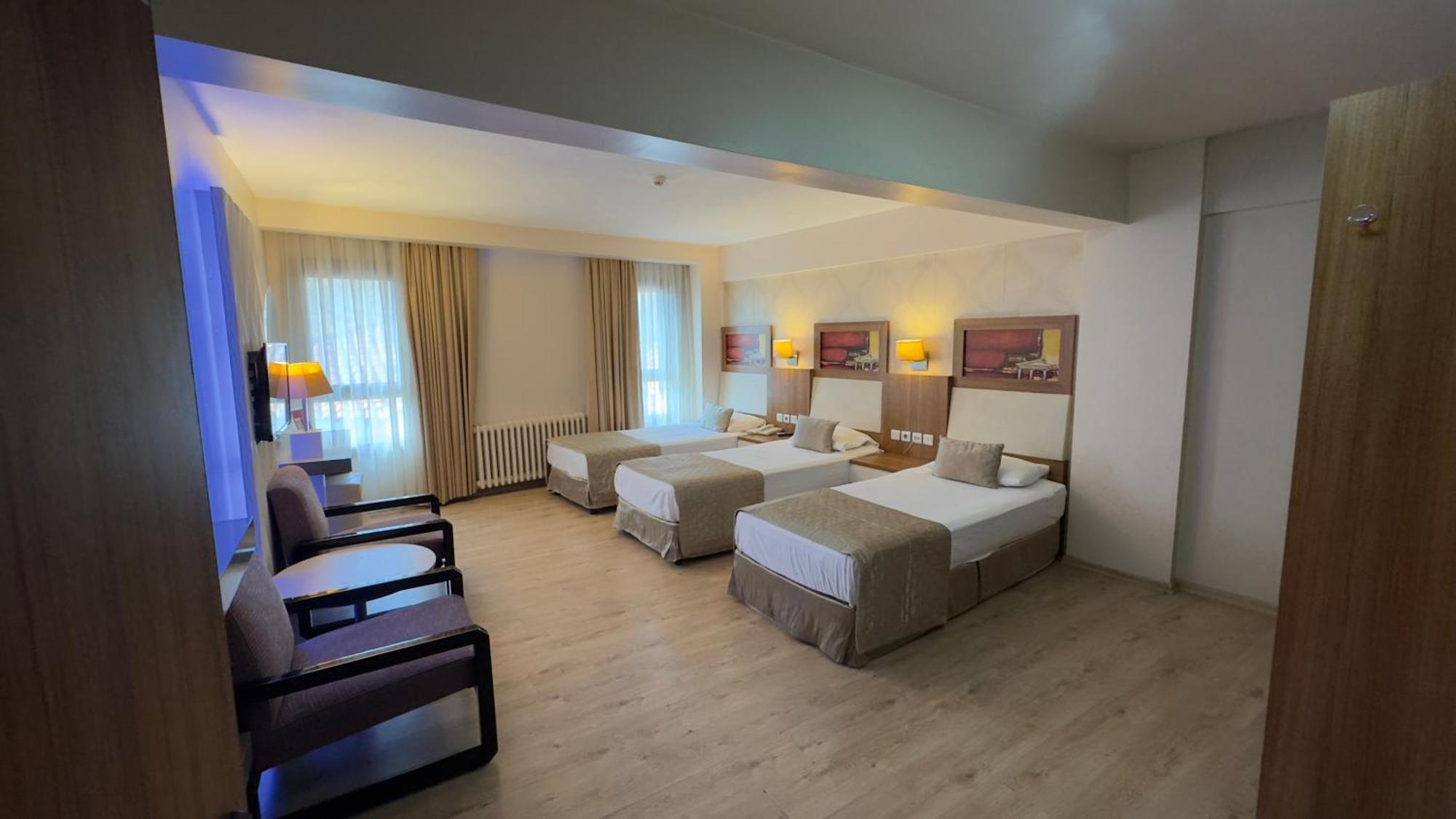 Hotel Baylan Izmir Bagian luar foto