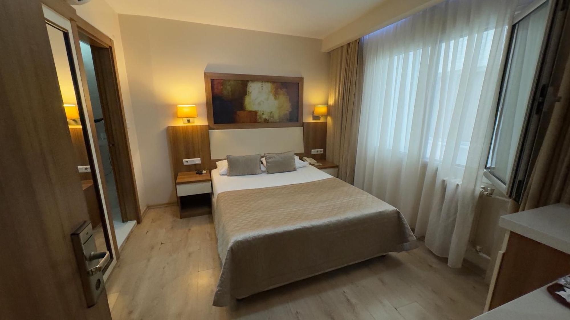 Hotel Baylan Izmir Bagian luar foto
