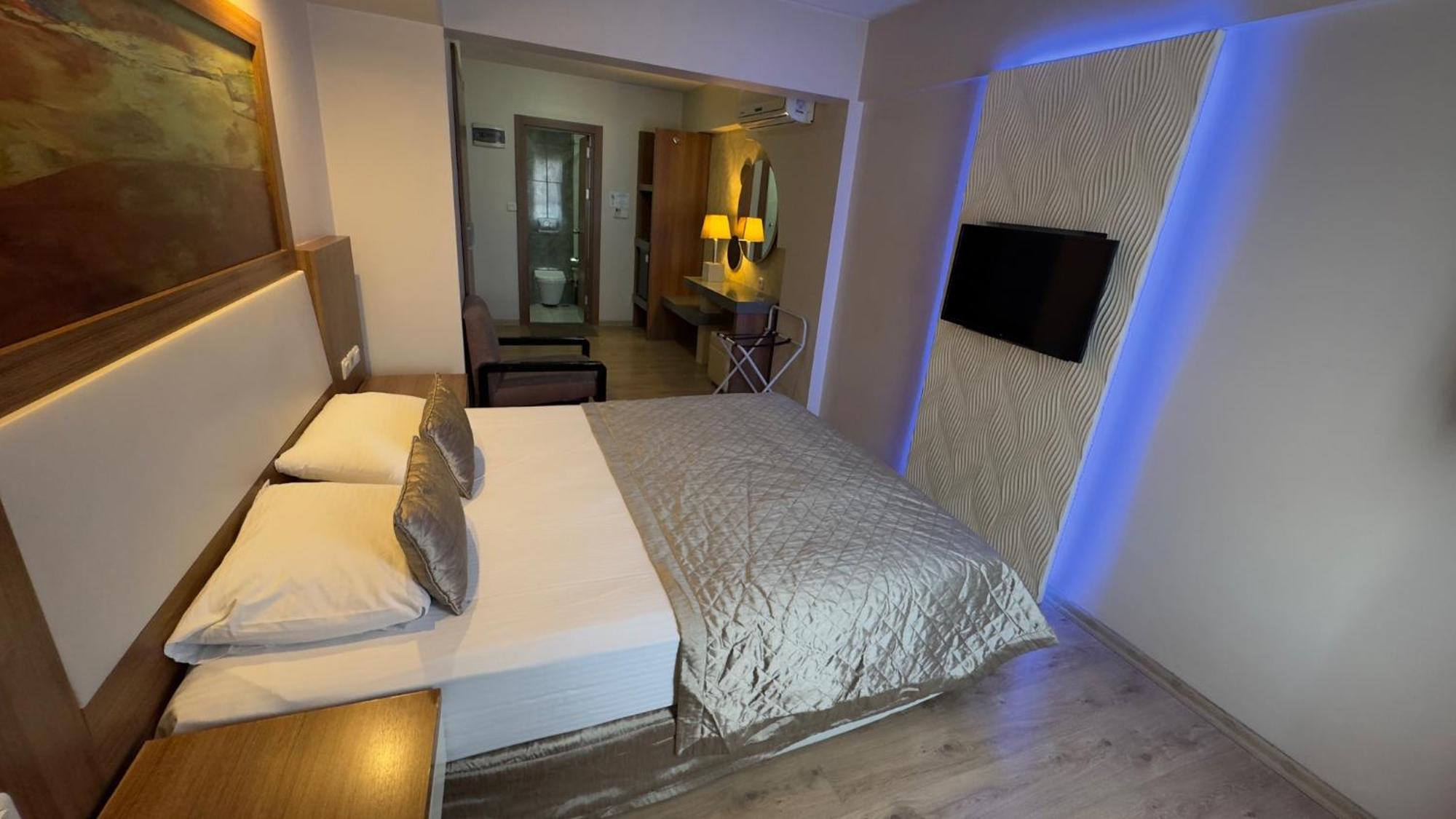 Hotel Baylan Izmir Bagian luar foto