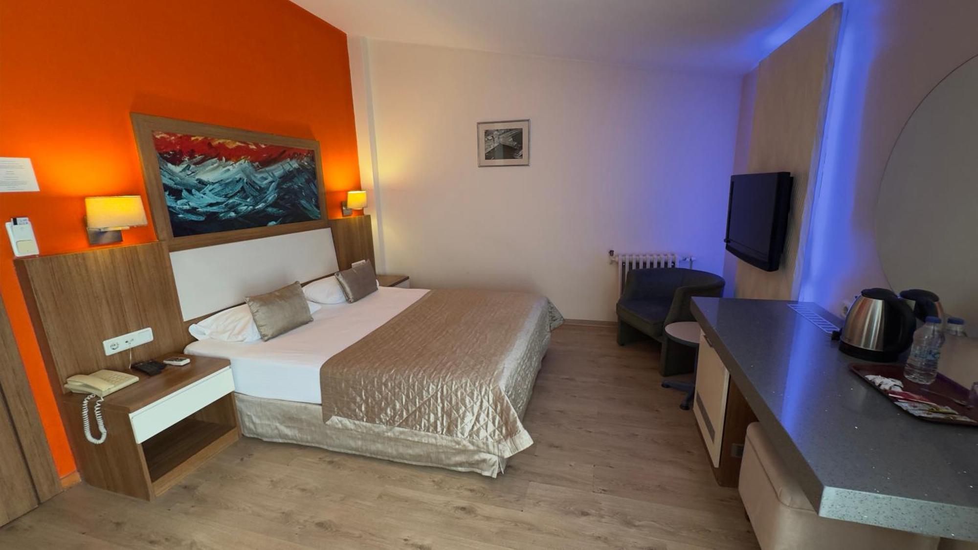 Hotel Baylan Izmir Bagian luar foto