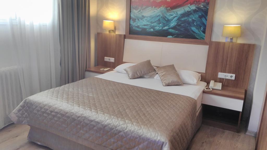 Hotel Baylan Izmir Bagian luar foto
